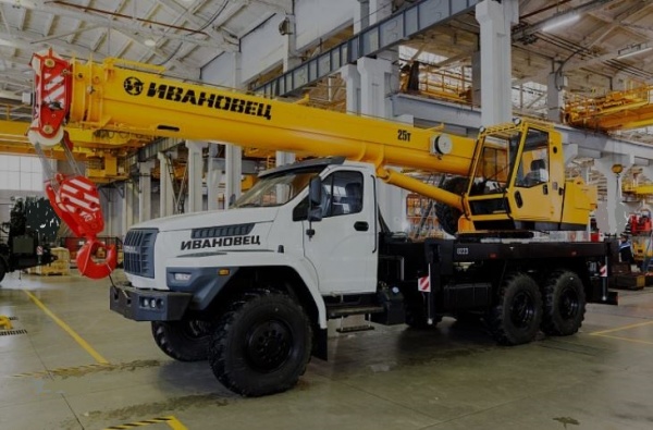 Автокран Ивановец КС-45717-2В на базе шасси УРАЛ-4320 Next